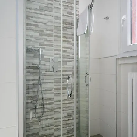 Apartment Corvetto - Omero Charme *