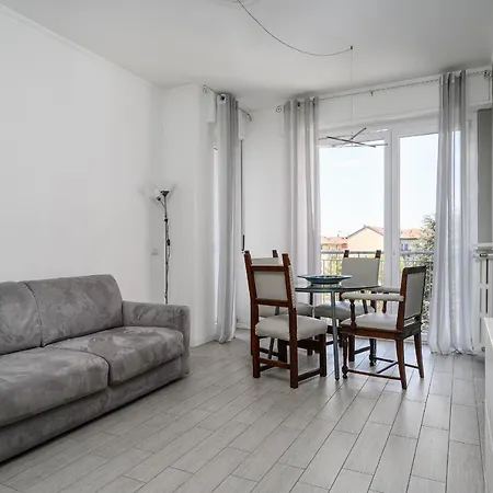 Apartament Corvetto - Omero Charme *